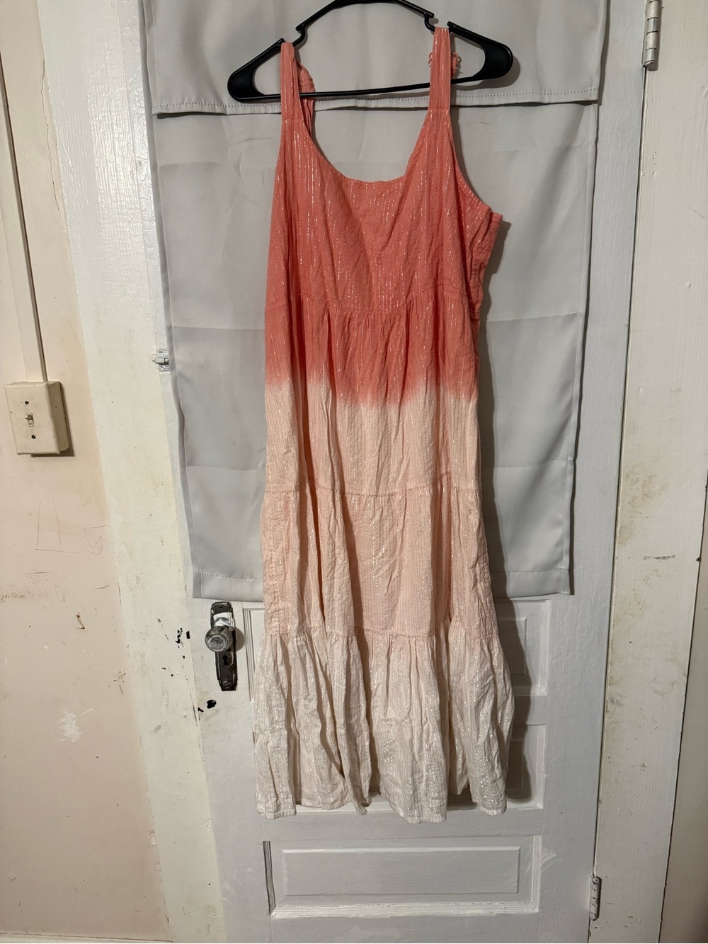 Sleeveless Ombre Coral and Cream Maxi Dress